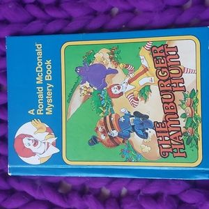 VINTAGE   RONALD  MCDONALD'S  MISTERY  BOOK